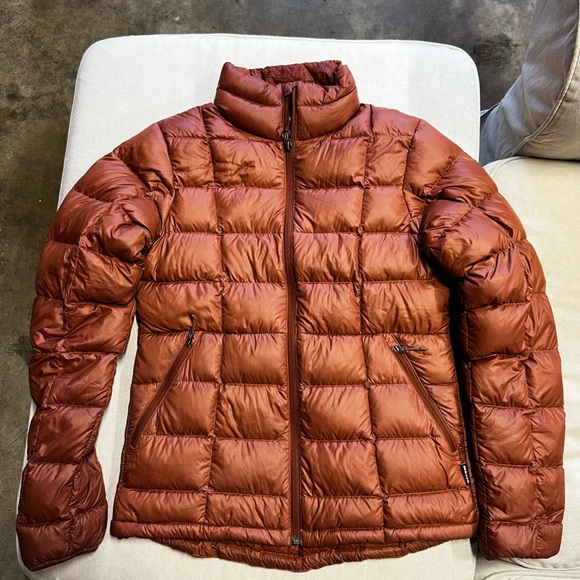 REI PUFFER - Picture 1 of 2